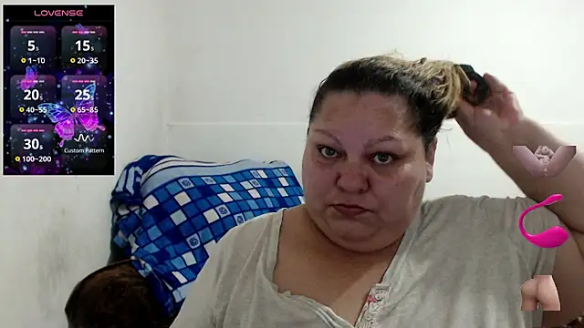 rossitaspace01 online show from 04-06-26, 11:55