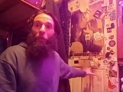 nearby causual online show from 05-29-26, 05:38