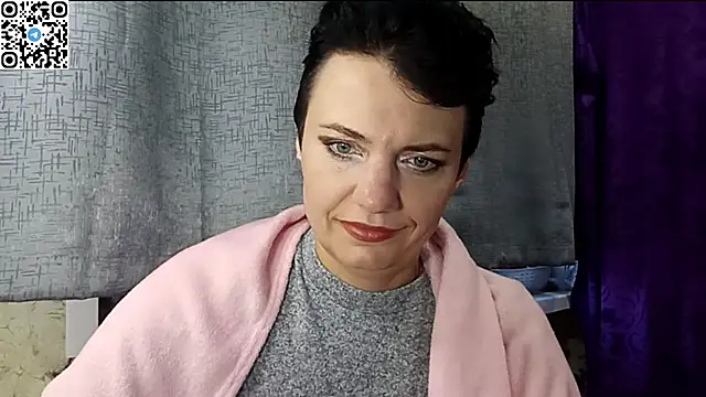 HotMamaQueen234 online show from 04-20-26, 04:21