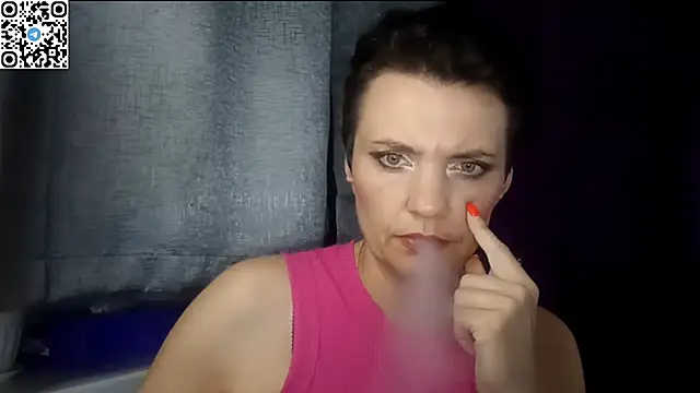 HotMamaQueen234 online show from 05-31-26, 06:20