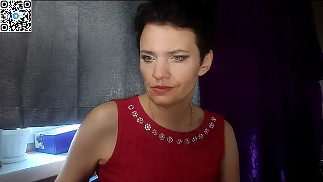 HotMamaQueen234 online show from 06-05-26, 08:53