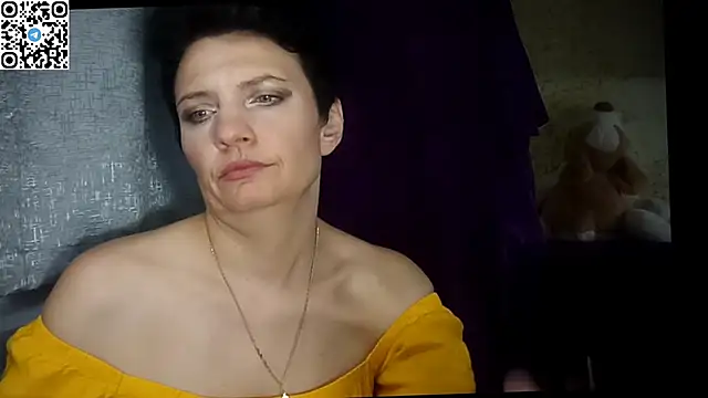 HotMamaQueen234 online show from 06-15-26, 07:38