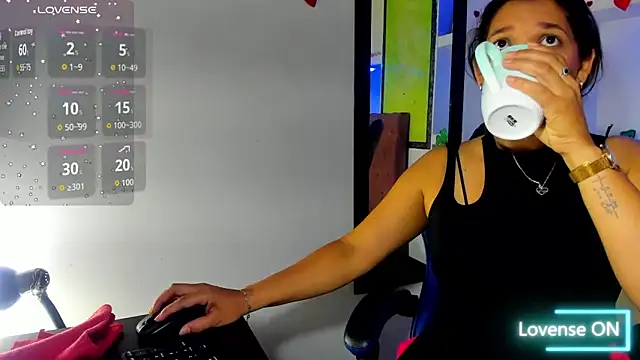 Melisa 14 online show from 04-20-26, 12:08