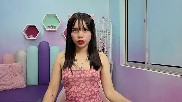 Snapshot of Isaa_Skinny chatting on 05-16-26, 03:58 Isaa Skinny online show from 05-16-26, 03:58