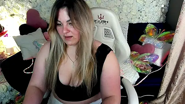 AlissyaGrayy online show from 04-01-26, 01:52