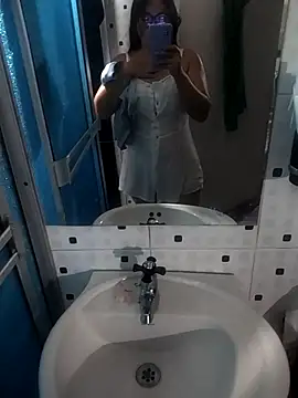 LatinSquirtBaby online show from 06-06-26, 02:27