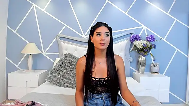 EmmaFosther online show from 07-15-26, 06:24