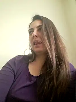 Snapshot of Arya_Malone chatting on 04-29-26, 07:56 Arya Malone online show from 04-29-26, 07:56