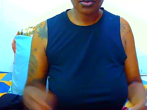 Tattooedgoddess33 online show from 03-26-26, 05:18