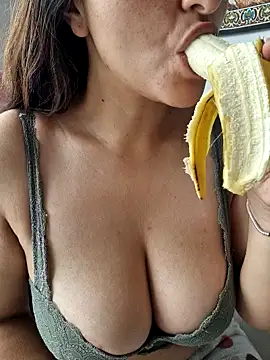Snapshot of rafaella_stefano chatting on 03-25-26, 09:54 rafaella stefano online show from 03-25-26, 09:54
