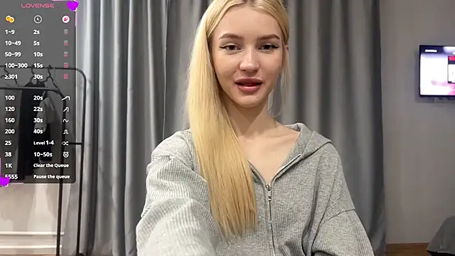 Snapshot of MelissaEvenns chatting on 05-28-26, 01:19 MelissaEvenns online show from 05-28-26, 01:19