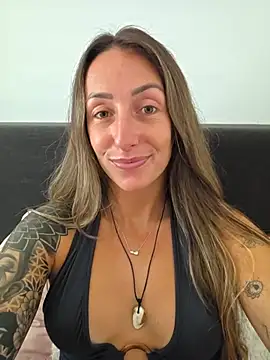 NicoleKaiser online show from 07-17-26, 08:21