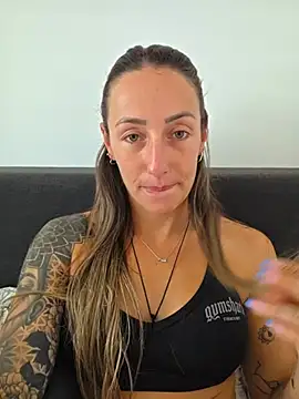 NicoleKaiser online show from 07-25-26, 07:28
