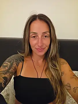 NicoleKaiser online show from 07-25-26, 07:44