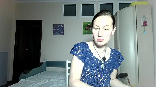 PrivateVelvetXX online show from 04-16-26, 05:25