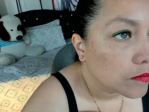 PenelopeSuency online show from 03-19-26, 02:21