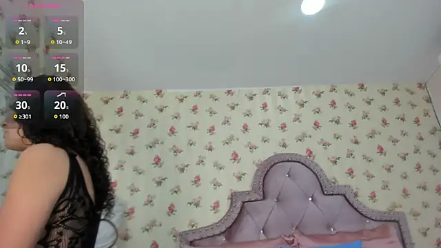 Snapshot of crystal_watson0 chatting on 06-09-26, 02:39 crystal watson0 online show from 06-09-26, 02:39