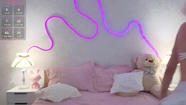 kittysocutie online show from 07-18-26, 01:43