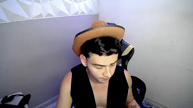Snapshot of Mathias_twinkk chatting on 04-12-26, 04:50 Mathias twinkk online show from 04-12-26, 04:50