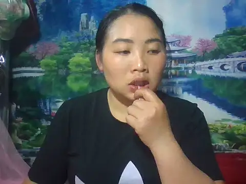 Huemy098 online show from 04-17-26, 01:25