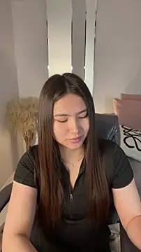 Snapshot of IceIcebabe_ chatting on 03-21-26, 12:59 IceIcebabe online show from 03-21-26, 12:59