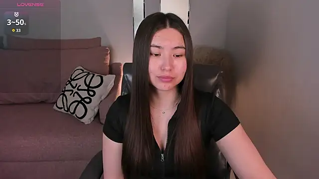 Snapshot of IceIcebabe_ chatting on 03-28-26, 01:05 IceIcebabe online show from 03-28-26, 01:05
