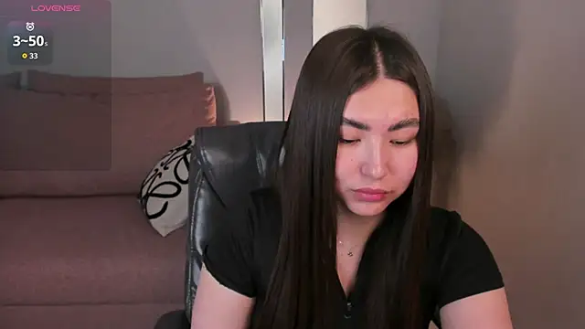 Snapshot of IceIcebabe_ chatting on 04-02-26, 01:03 IceIcebabe online show from 04-02-26, 01:03