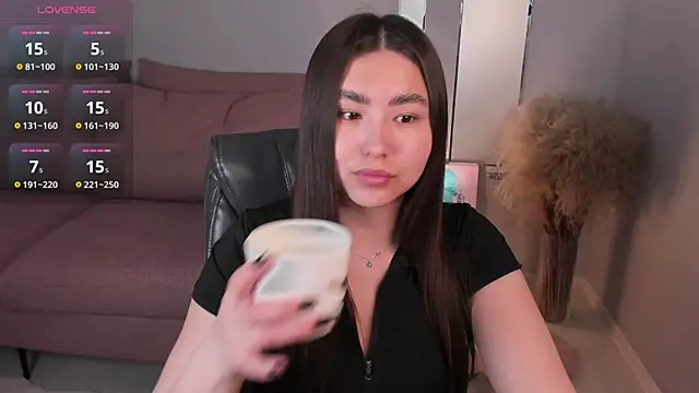 Snapshot of IceIcebabe_ chatting on 04-04-26, 01:04 IceIcebabe online show from 04-04-26, 01:04