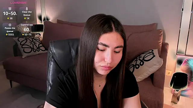 Snapshot of IceIcebabe_ chatting on 04-06-26, 01:03 IceIcebabe online show from 04-06-26, 01:03