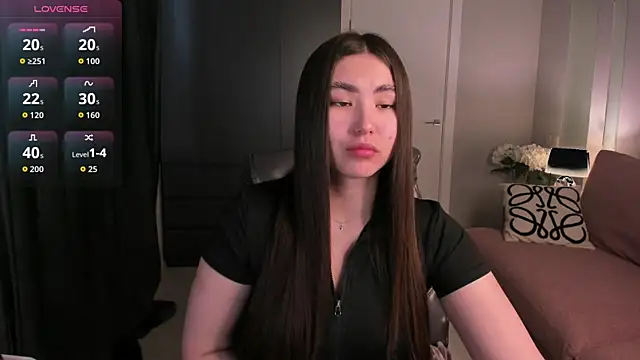 Snapshot of IceIcebabe_ chatting on 04-16-26, 01:06 IceIcebabe online show from 04-16-26, 01:06