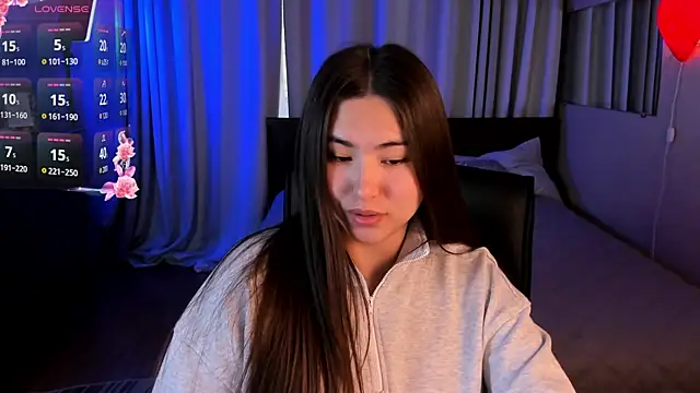 Snapshot of IceIcebabe_ chatting on 05-24-26, 01:10 IceIcebabe online show from 05-24-26, 01:10