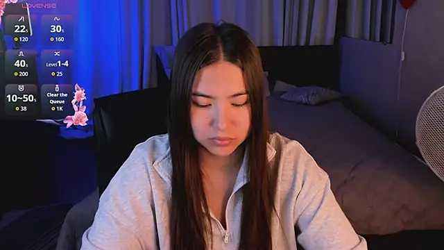 IceIcebabe  online show from 07-10-26, 01:10