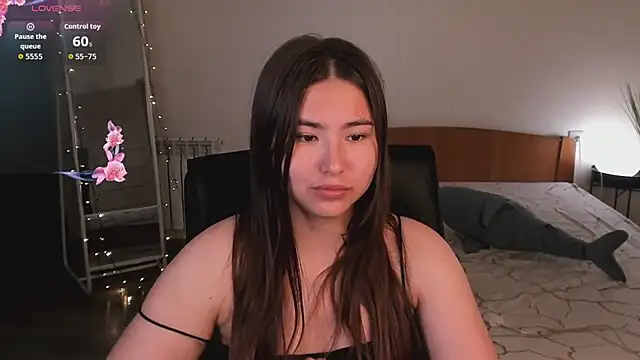 IceIcebabe  online show from 07-17-26, 01:12