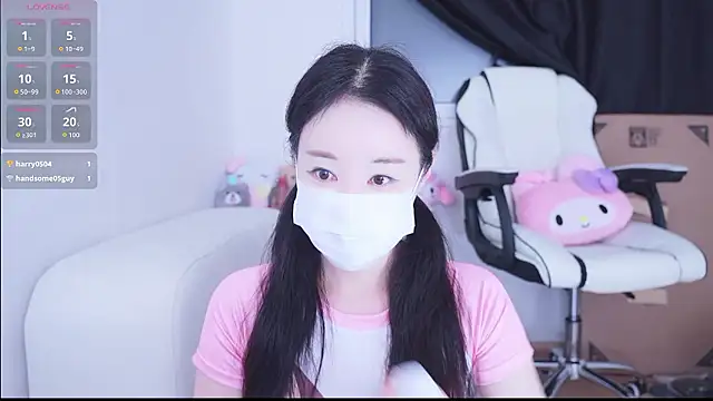 sexyjoy95 online show from 04-13-26, 10:43