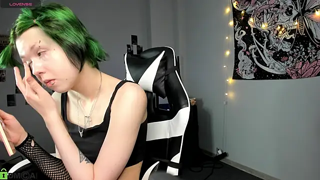 LittleKittenStar online show from 03-31-26, 02:57