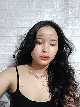 Akile80 online show from 07-17-26, 03:24