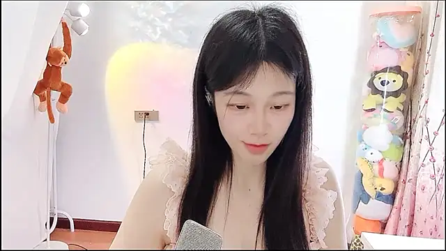 QQ-7890 online show from 04-18-26, 03:16