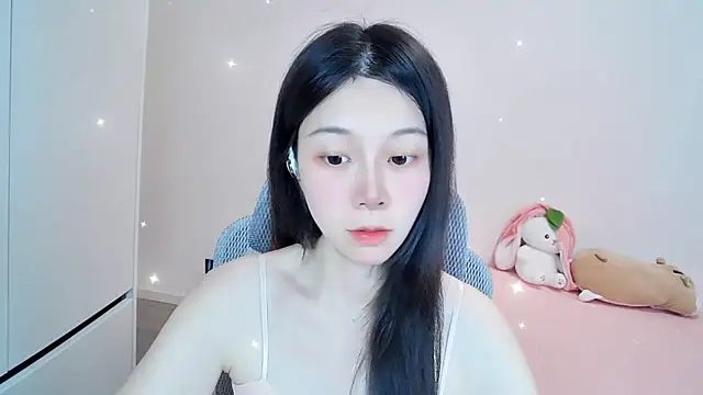 QQ-7890 online show from 07-20-26, 02:15