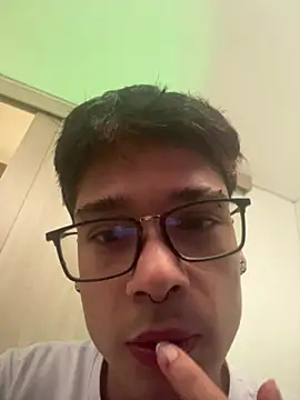 ronald maximo19 online show from 03-20-26, 03:50