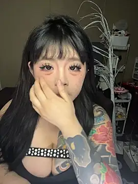 Snapshot of Coco4669 chatting on 03-18-26, 08:23 Coco4669 online show from 03-18-26, 08:23