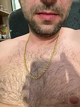 Snapshot of CheaToFF chatting on 03-27-26, 03:23 CheaToFF online show from 03-27-26, 03:23