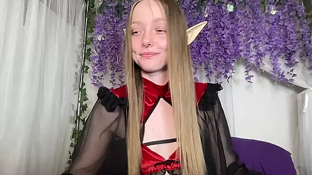 Snapshot of ElfGirlAna chatting on 06-29-26, 03:01 ElfGirlAna online show from 06-29-26, 03:01