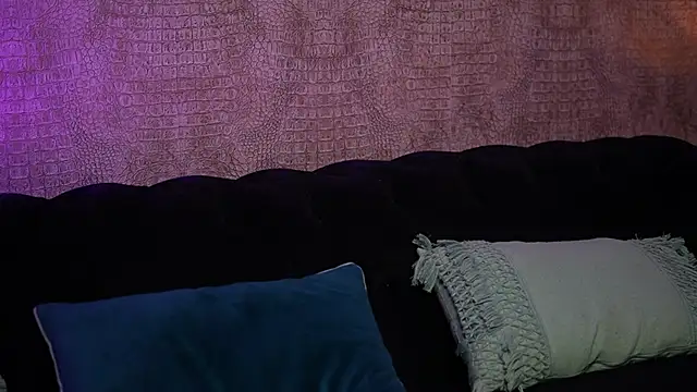 DaliaParis online show from 04-26-26, 07:22