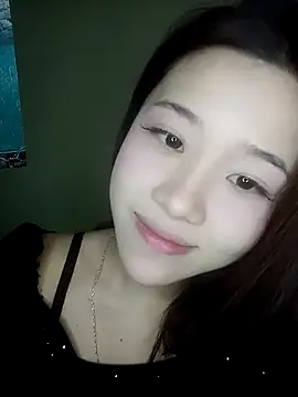 Snapshot of Luna_beautifullll chatting on 03-31-26, 05:52 Luna beautifullll online show from 03-31-26, 05:52