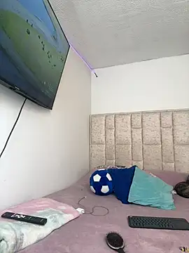 dulce hell  online show from 04-06-26, 08:32