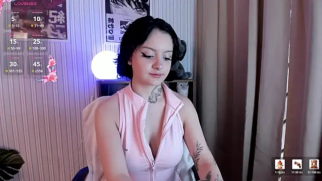  EmilyRouge  online show from 04-14-26, 10:27