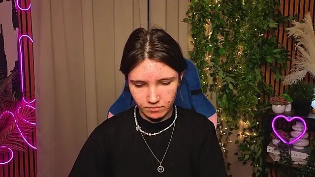 CarmenPhillips online show from 03-22-26, 06:17