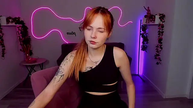 MiaSensitive online show from 04-13-26, 11:37