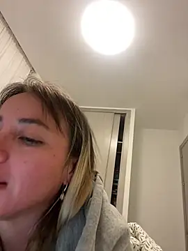 Sexyandtiny online show from 04-15-26, 09:59