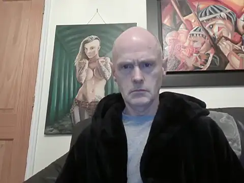 Snapshot of Useless_Wanker chatting on 04-06-26, 02:42 Useless Wanker online show from 04-06-26, 02:42